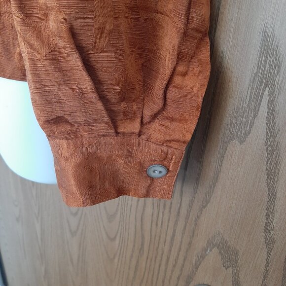 Chico's Design Silk Linen Brown Two Pocket Blouse Size 3 XL Abstract Pattern - Picture 4 of 6